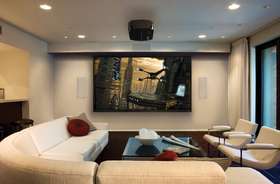 Audiophile – Discover Sound Perfection in Paros