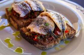 Krinaki Restaurant: A True Santorini Experience