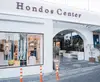 Hondos Center