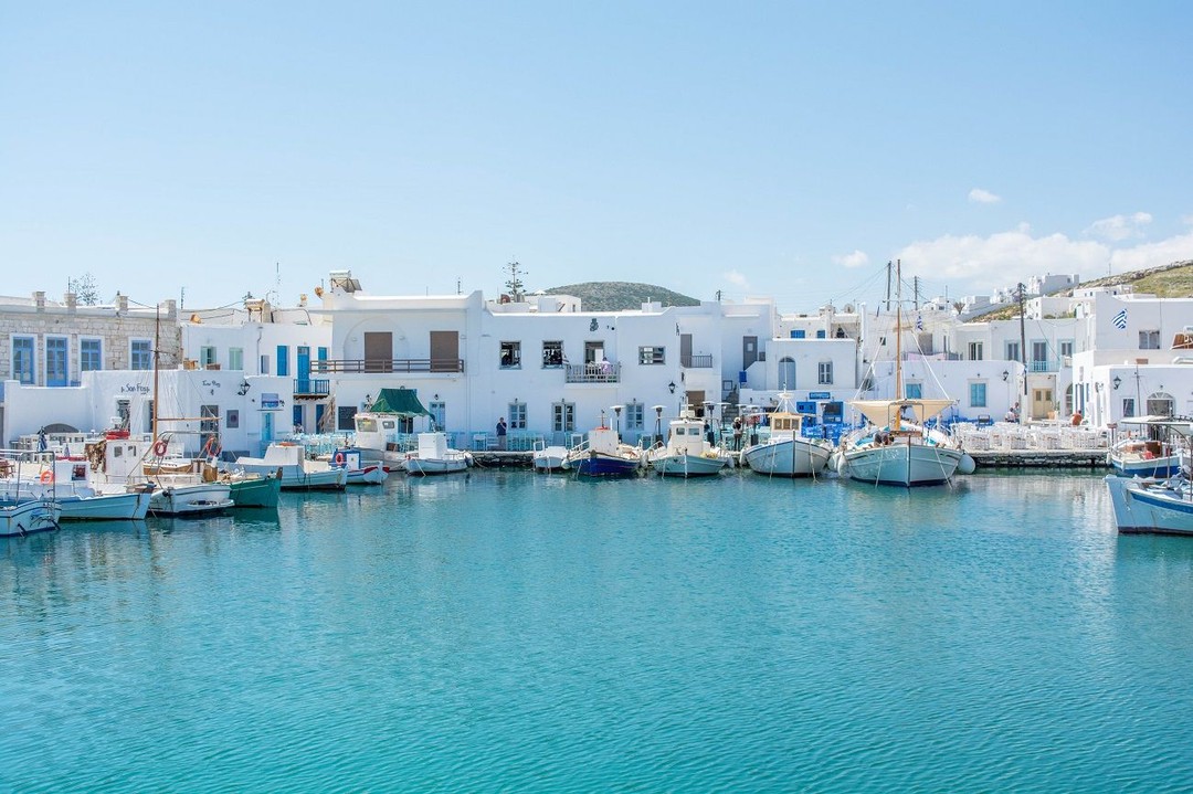 Paros Go