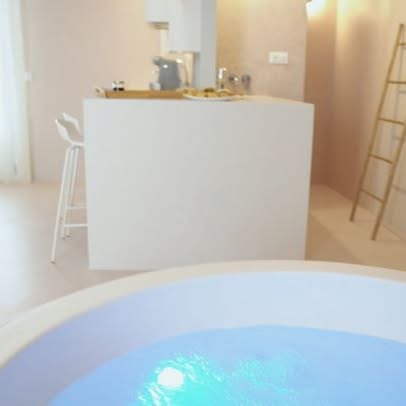 ANTONY SUITES