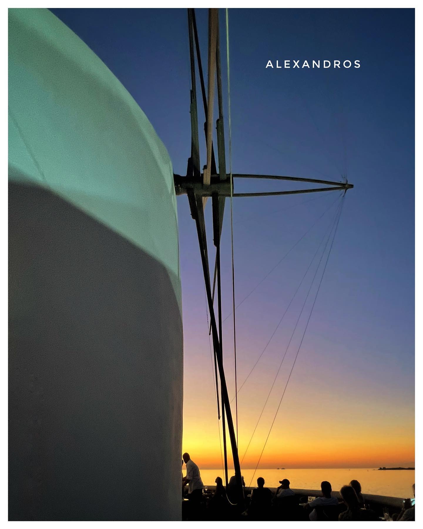 Alexandros Cafe Bar