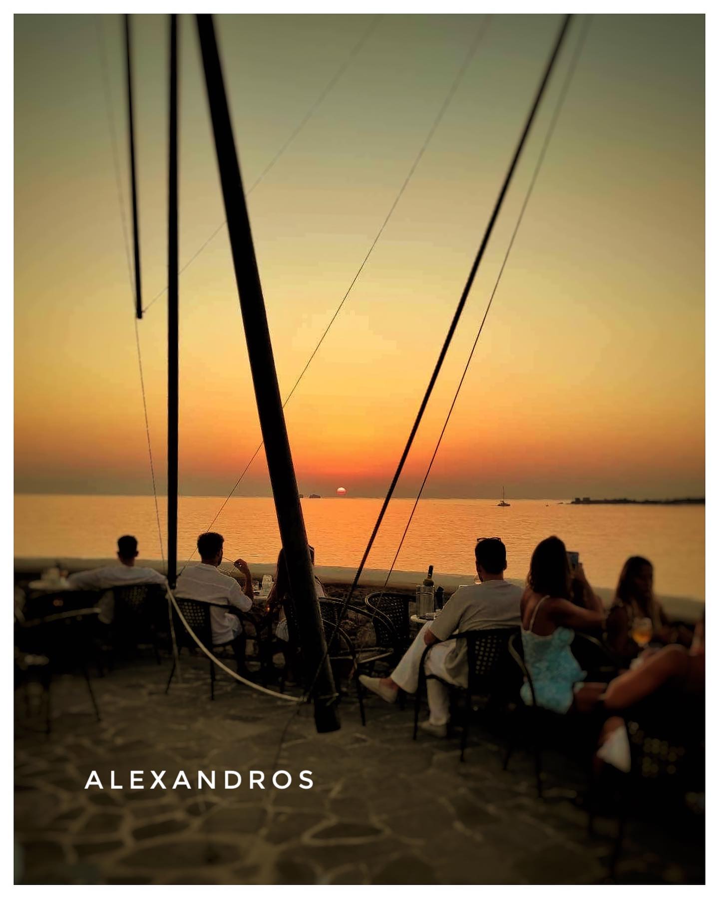 Alexandros Cafe Bar