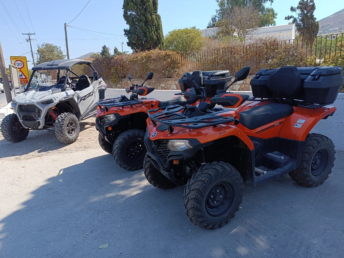 Loukis Rentals Port