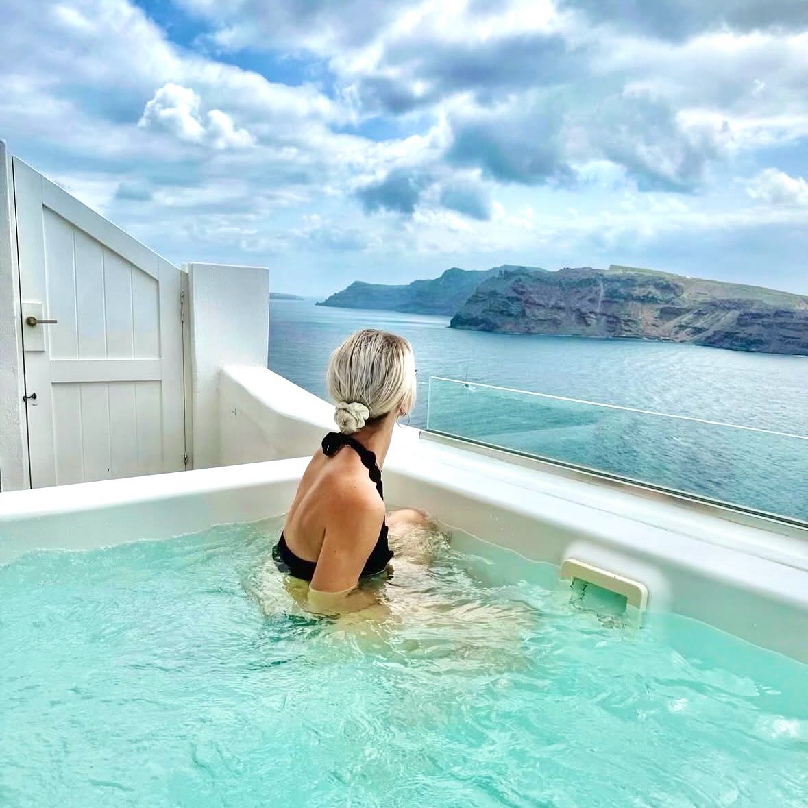 HYPERION OIA SUITES