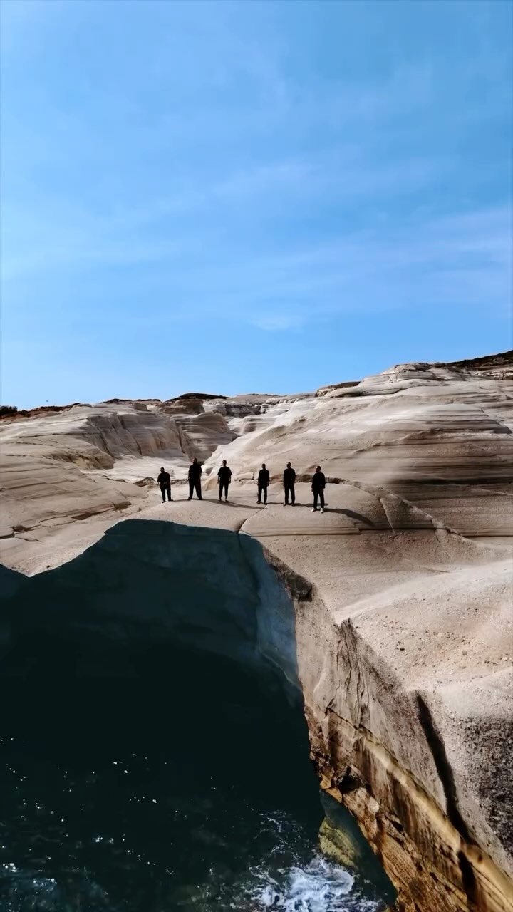 NOSTOS