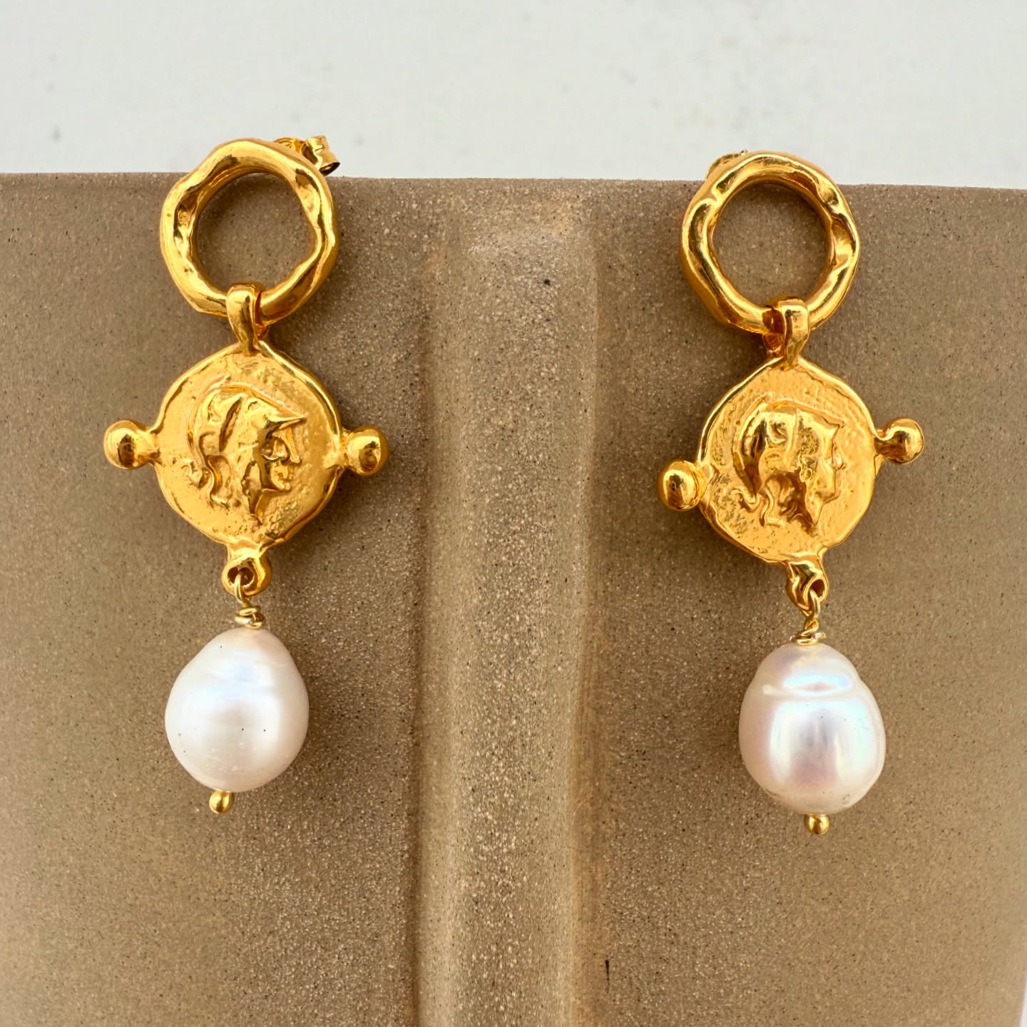 Alenia Art & Jewellery
