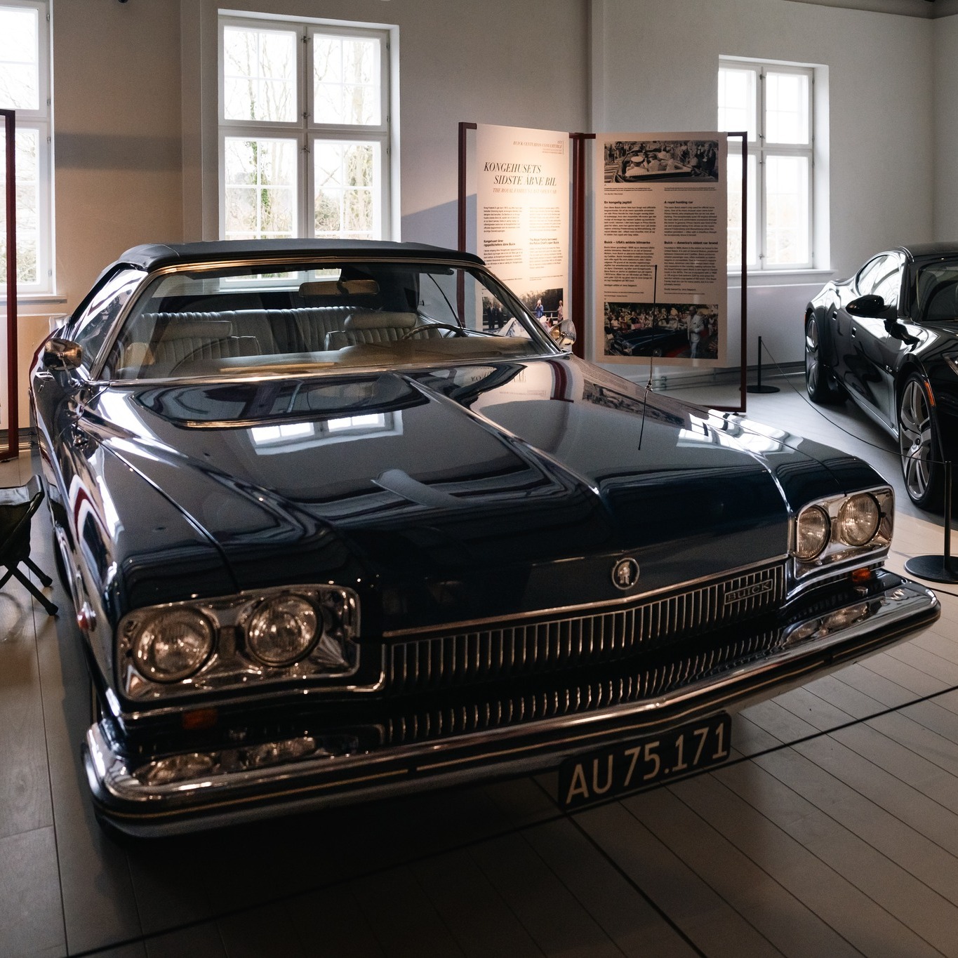 CLASSIC CAR HOUSE