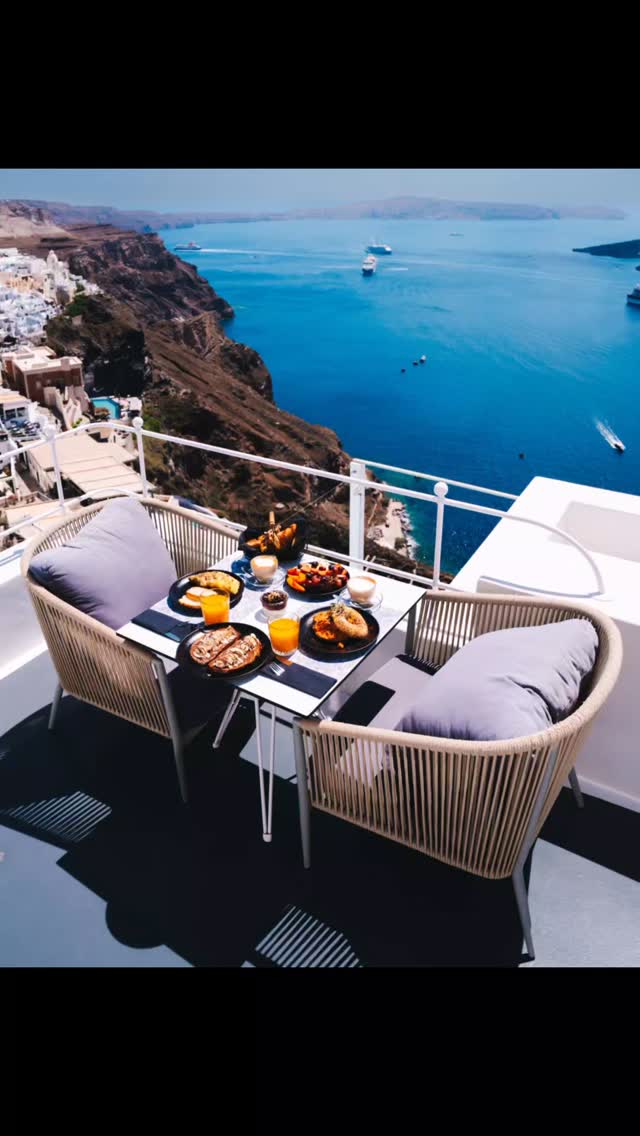 COSMOPOLITAN SUITES