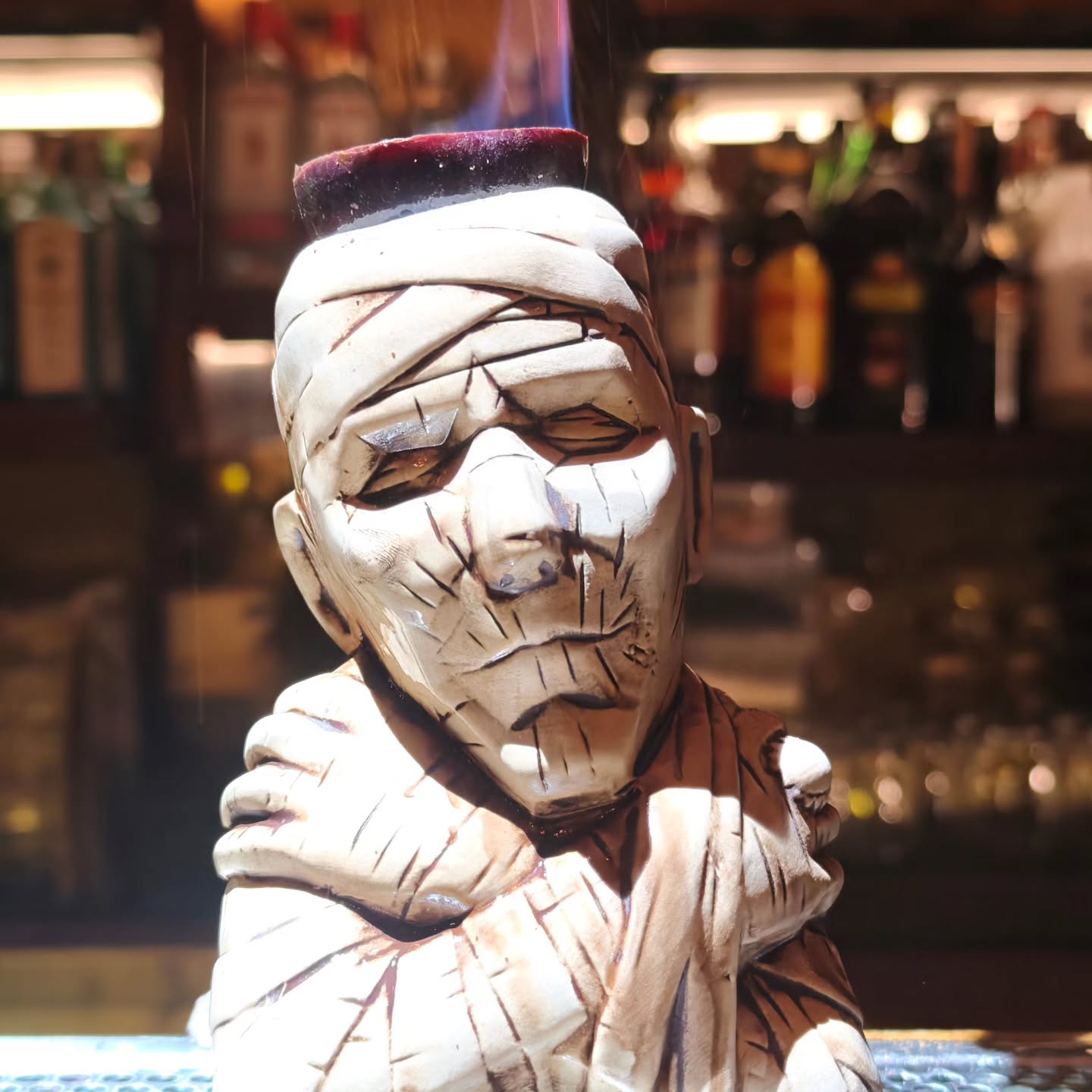 RUM BAR