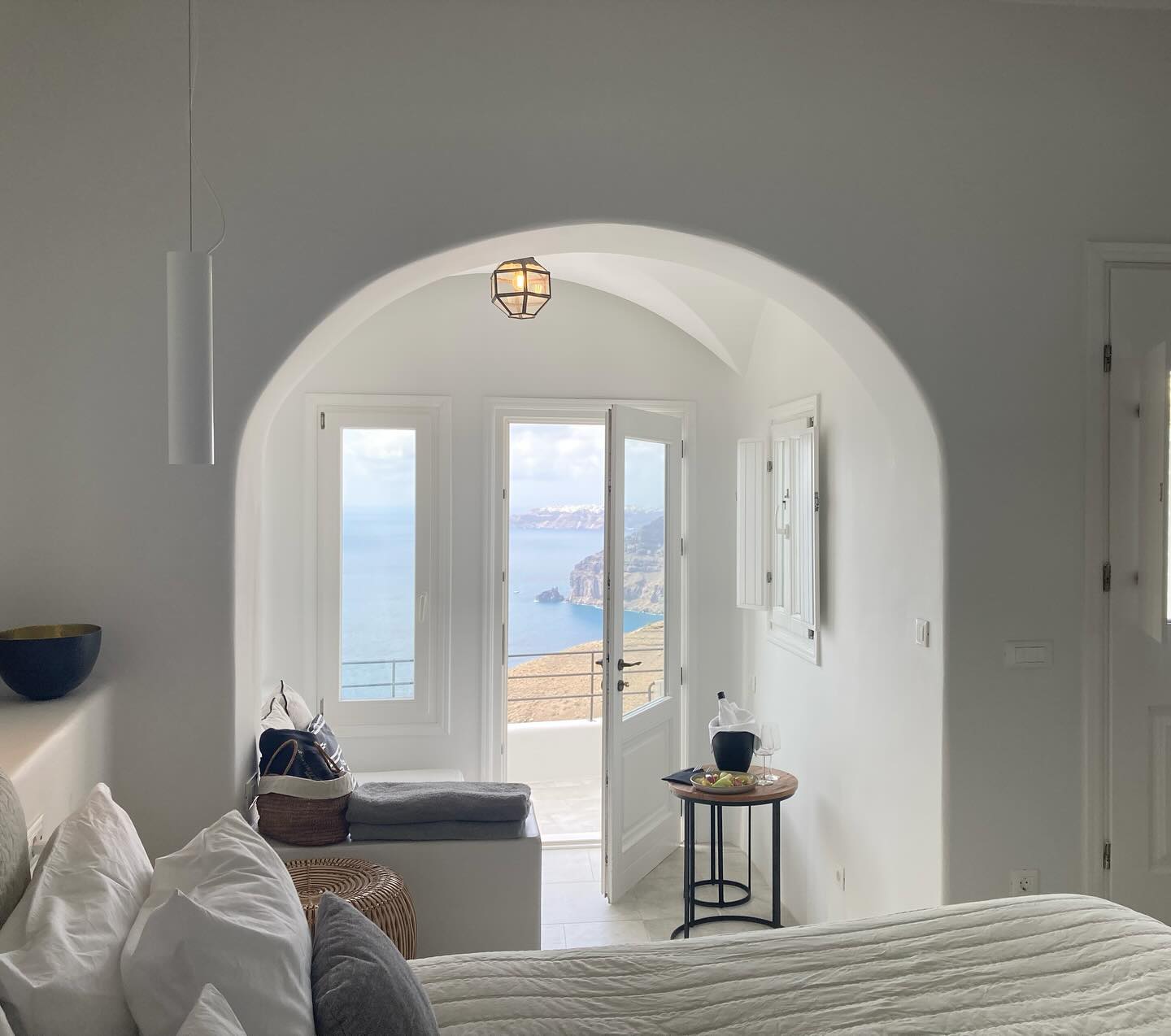 PORTO FIRA SUITES