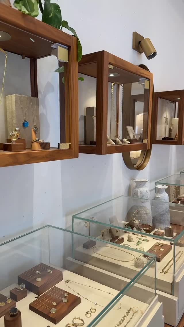 Alenia Art & Jewellery