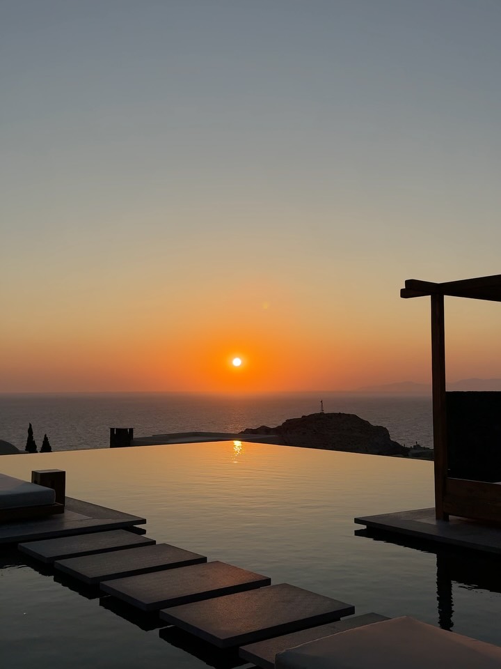 OMNIA
