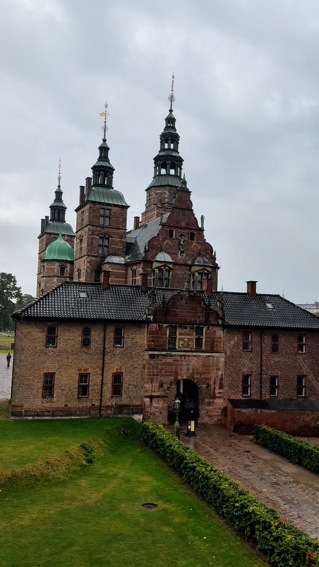 ROSENBORG SLOT
