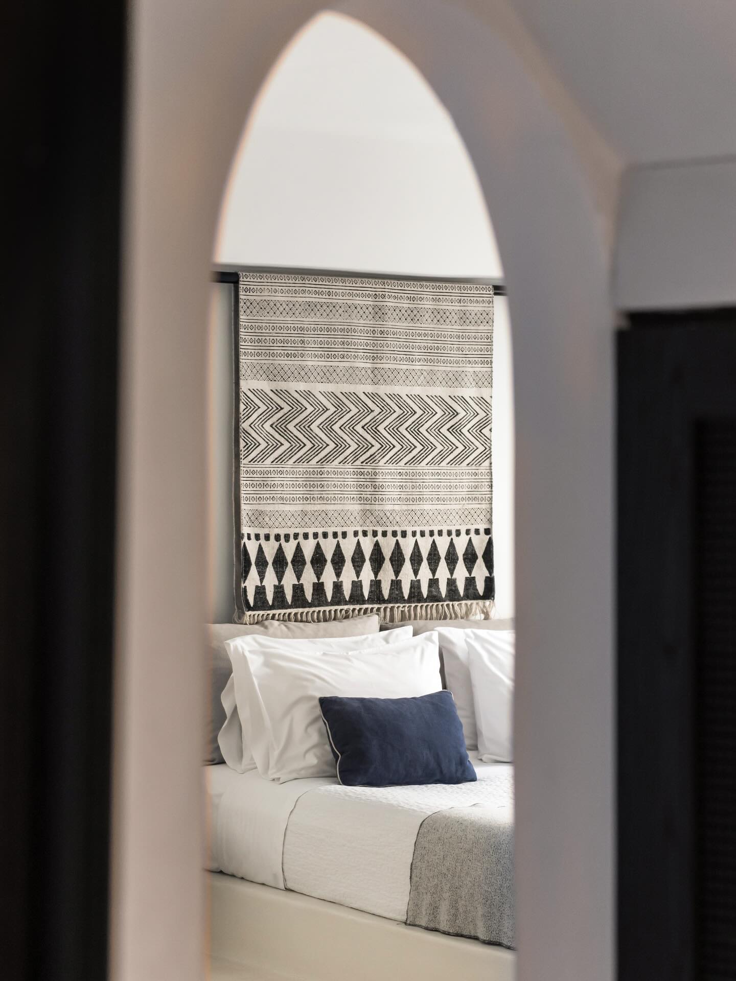 PORTO FIRA SUITES