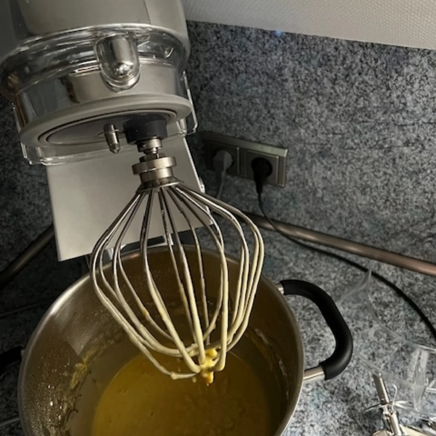EGGARES OLIVE PRESS
