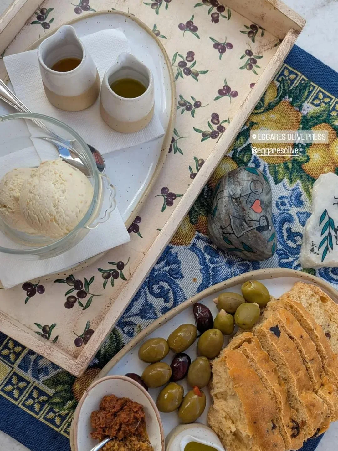 EGGARES OLIVE PRESS
