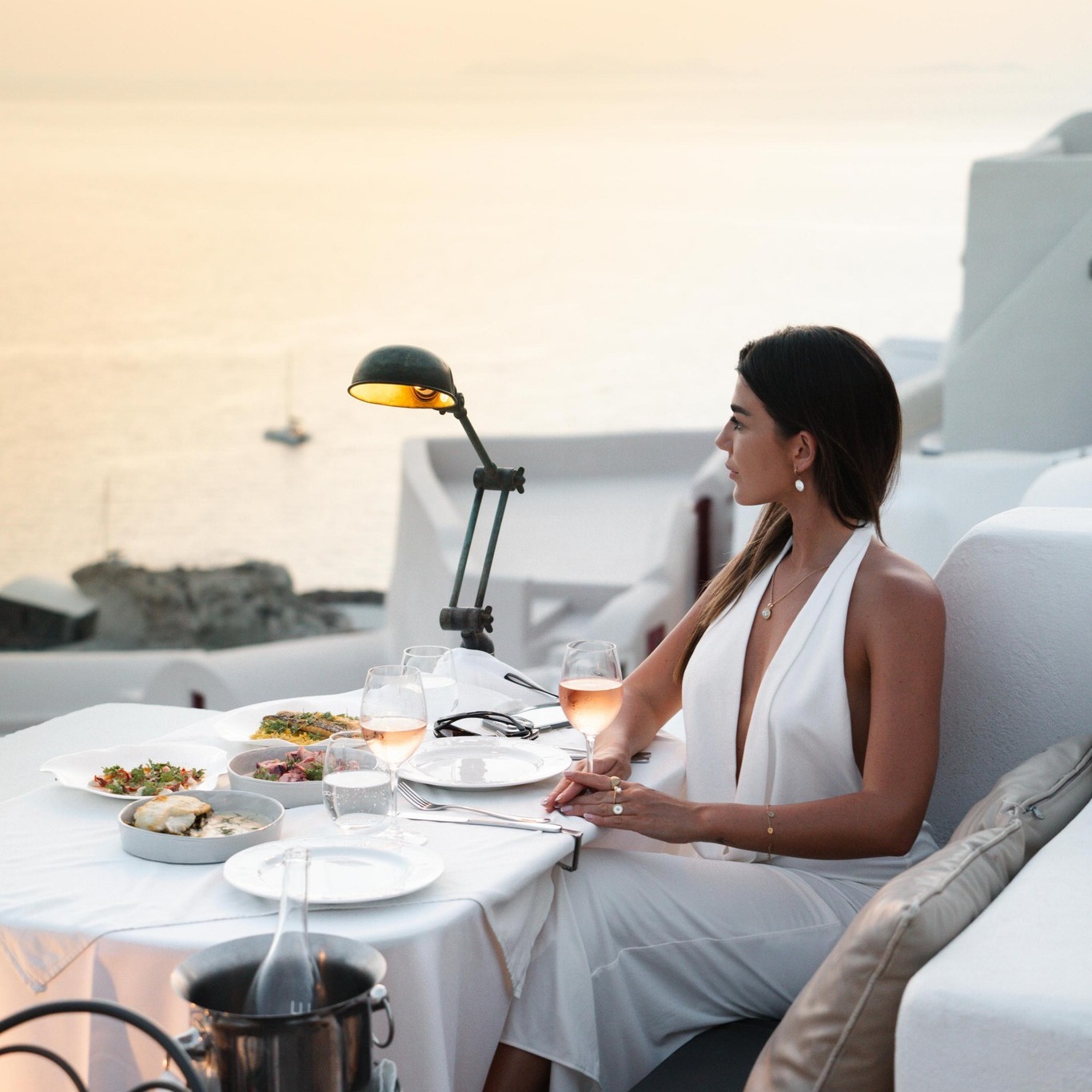 FANARI in Oia