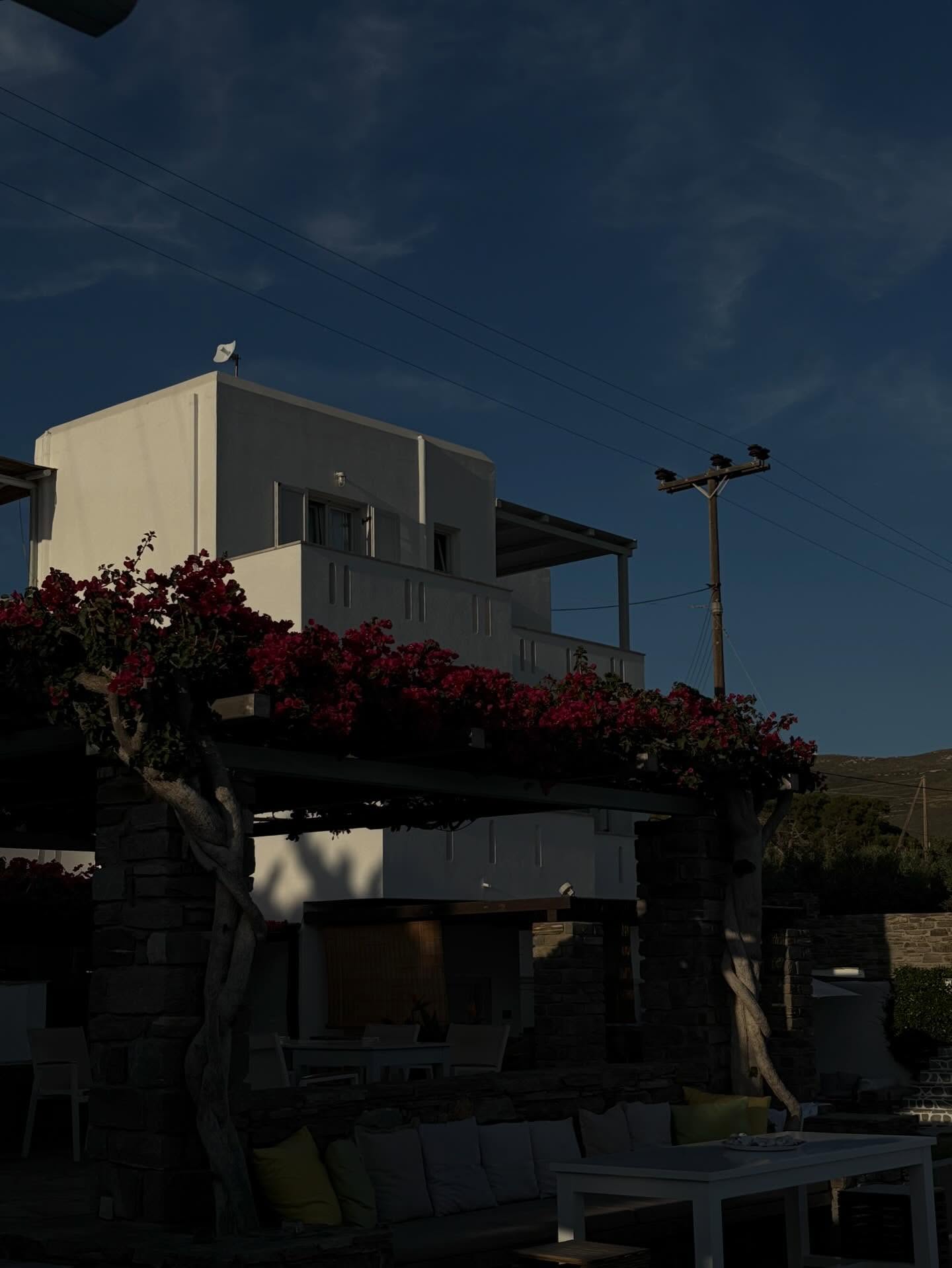 Roses Beach