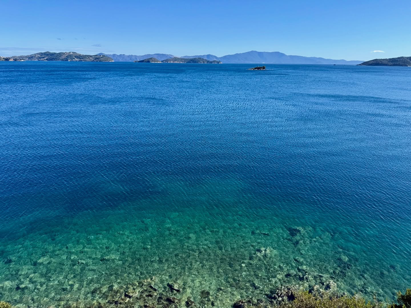 CAPE KANAPITSA HOTEL & SUITES