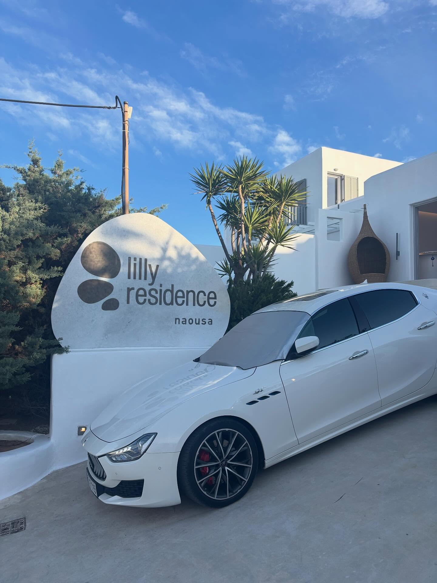 Lilly Residence