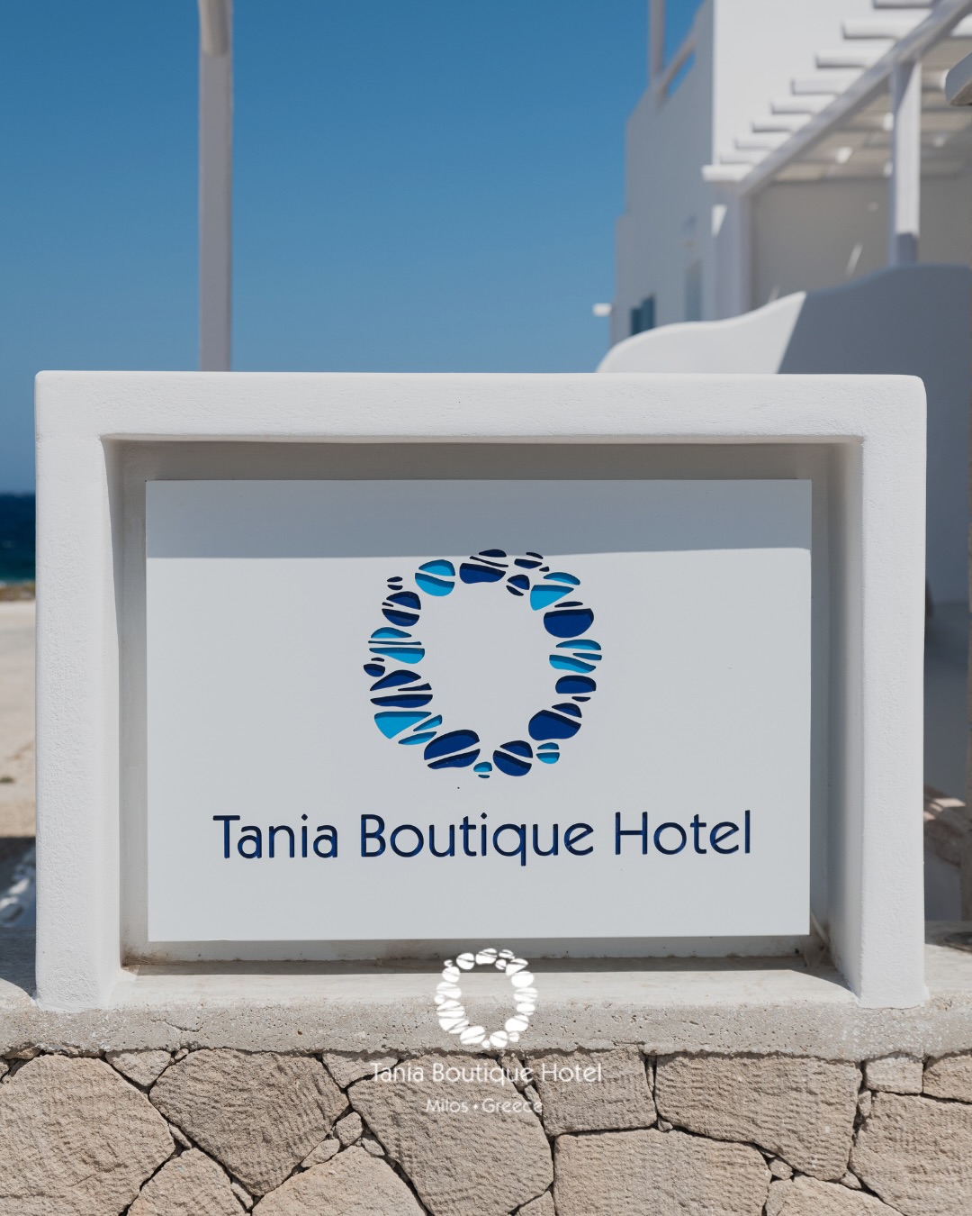 TANIA