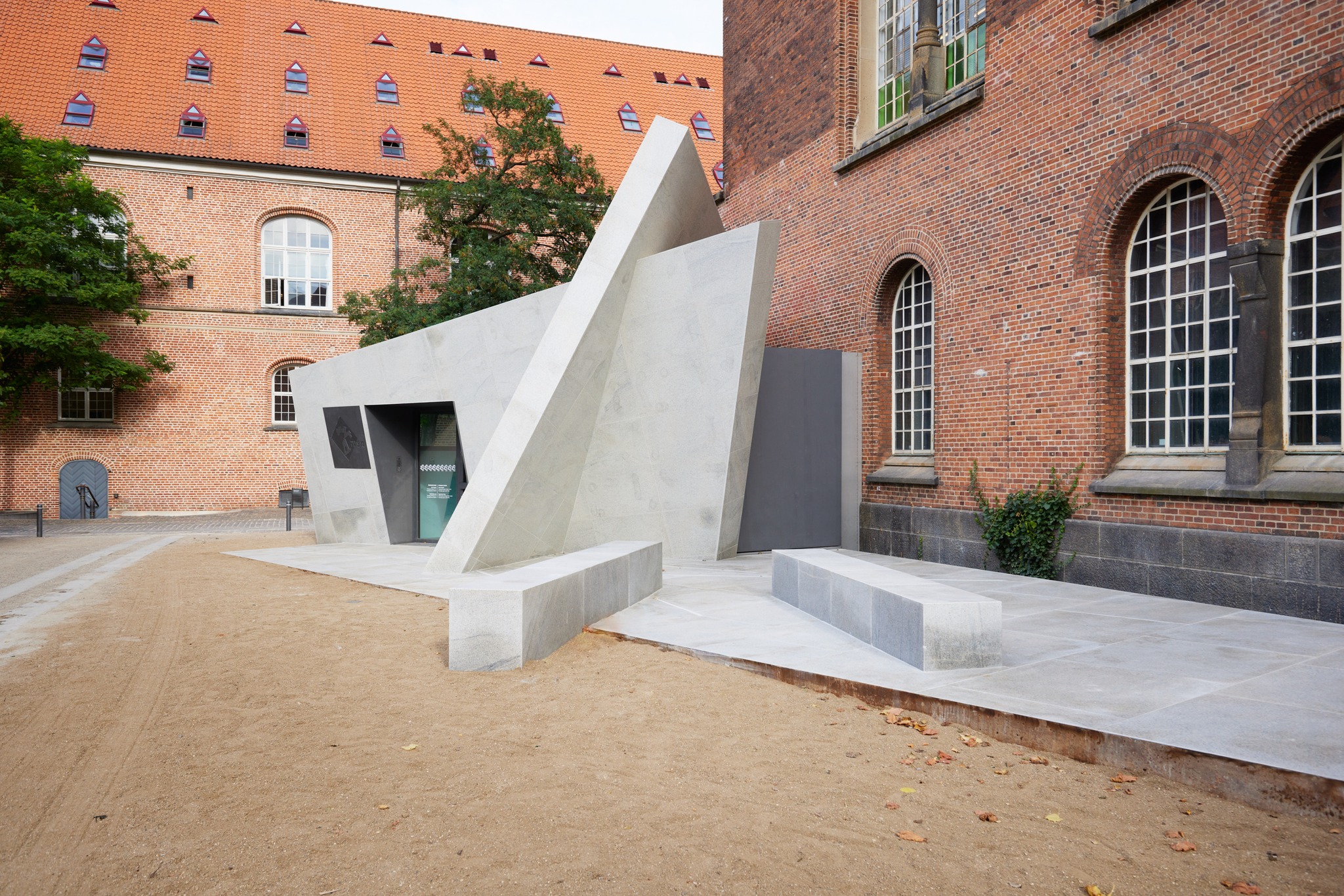 DANISH JEWISH MUSEUM
