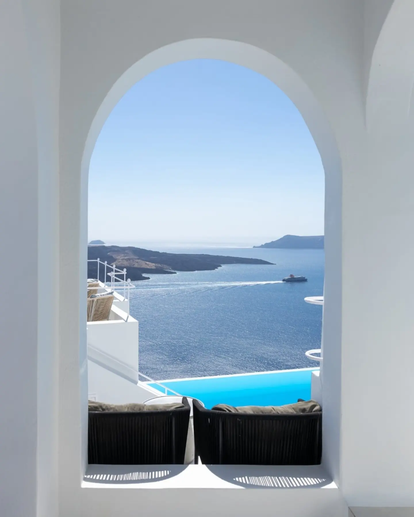 COSMOPOLITAN SUITES
