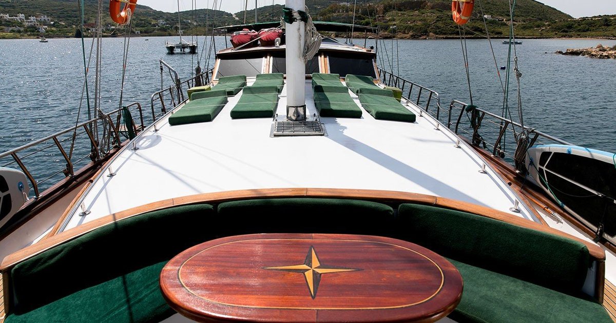 AZUL CRUISES