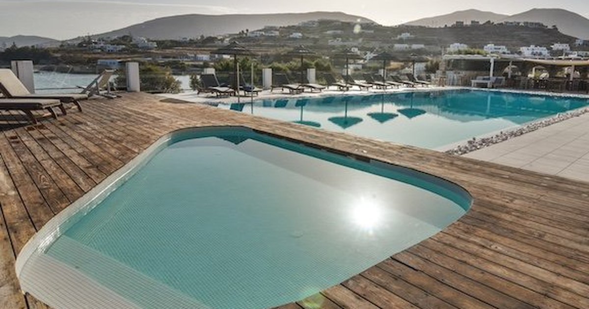 Paros Bay Hotel: Your Seaside Sanctuary on Paros Island