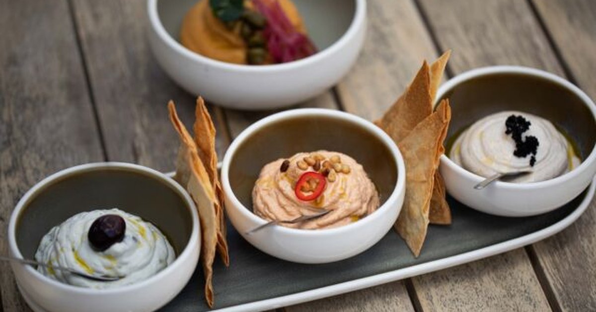 Discover the Charm of Mama's Restaurant in Santorini: A True Culinary Haven
