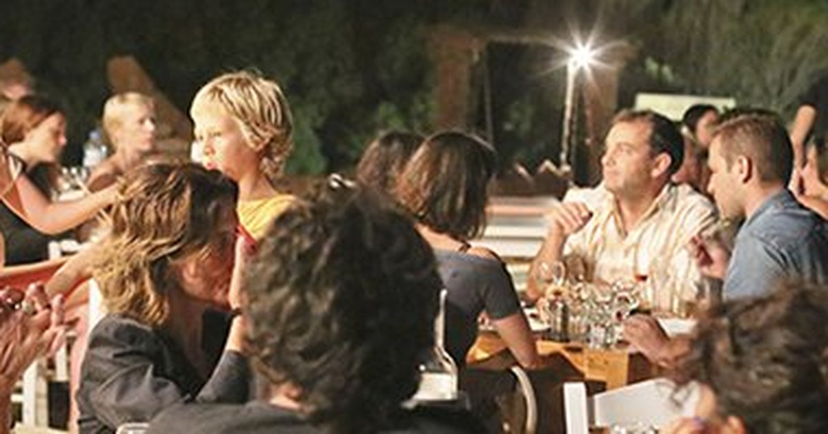 Tao’s Thai Restaurant: A Culinary Haven in Paros