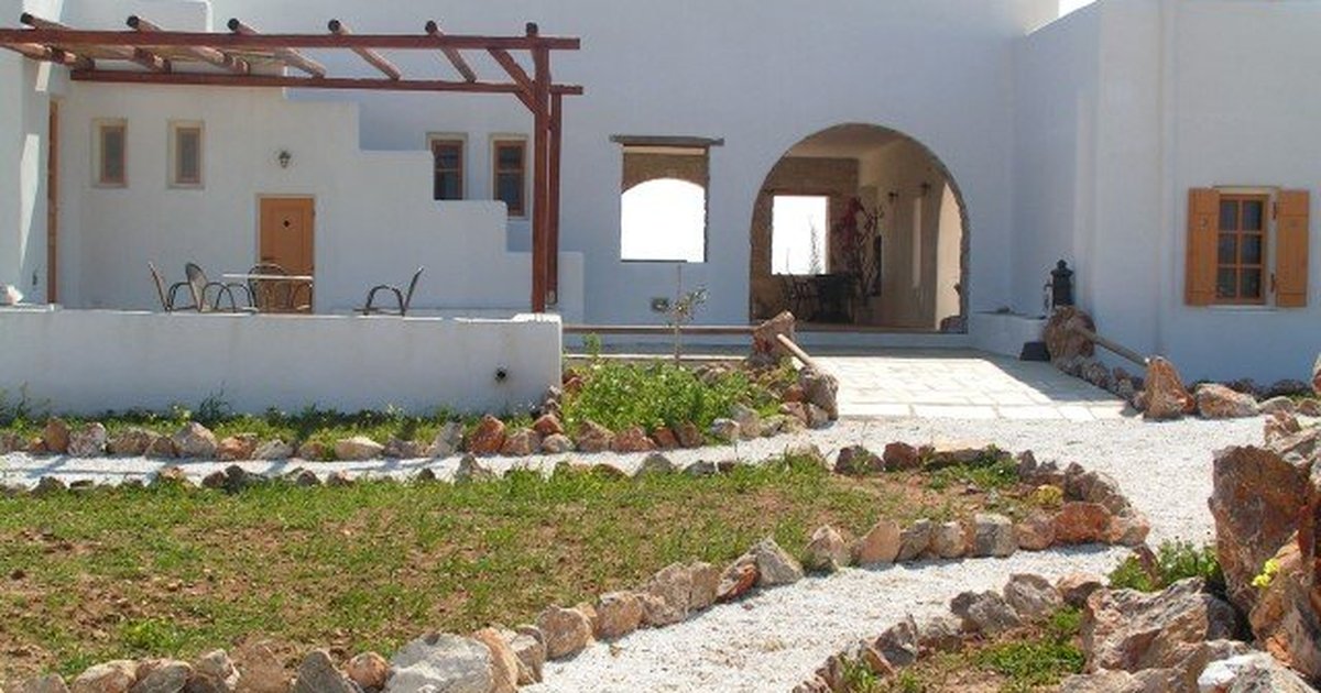 Tao’s Thai Restaurant: A Culinary Haven in Paros