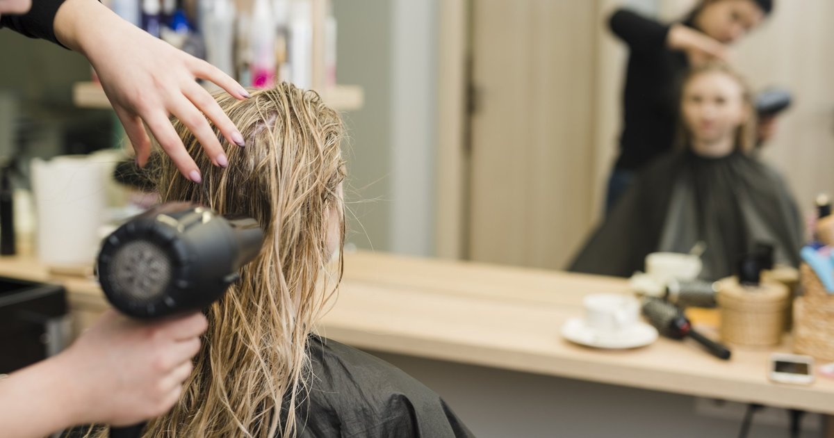 Art Hair Salon in Paros: Where Style Meets Excellence