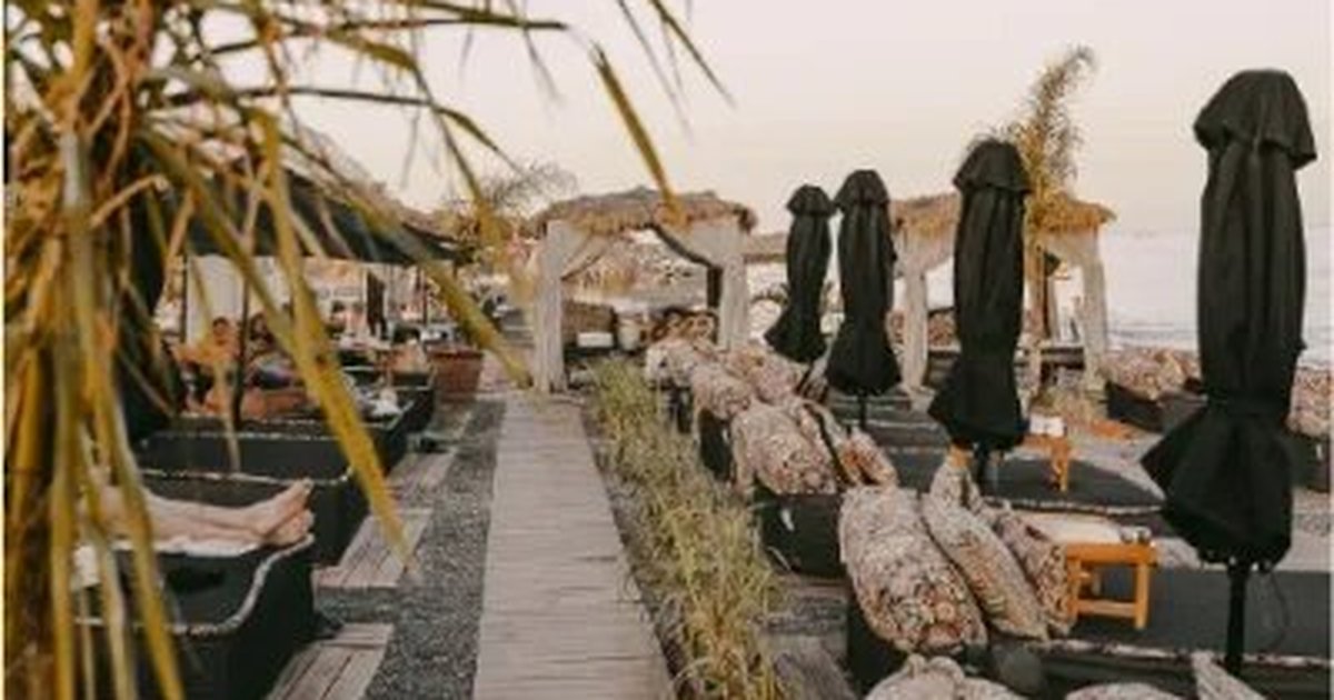 Seaside Restaurant: A Culinary Haven in Santorini