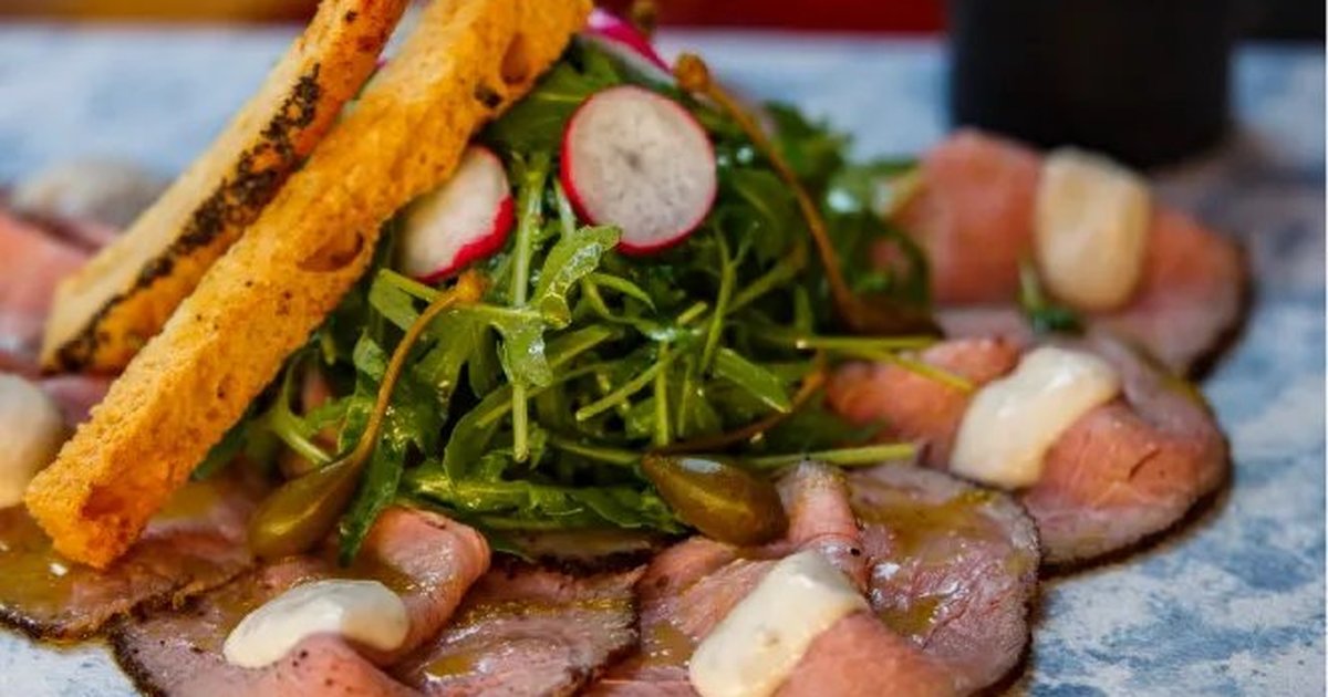Seaside Restaurant: A Culinary Haven in Santorini