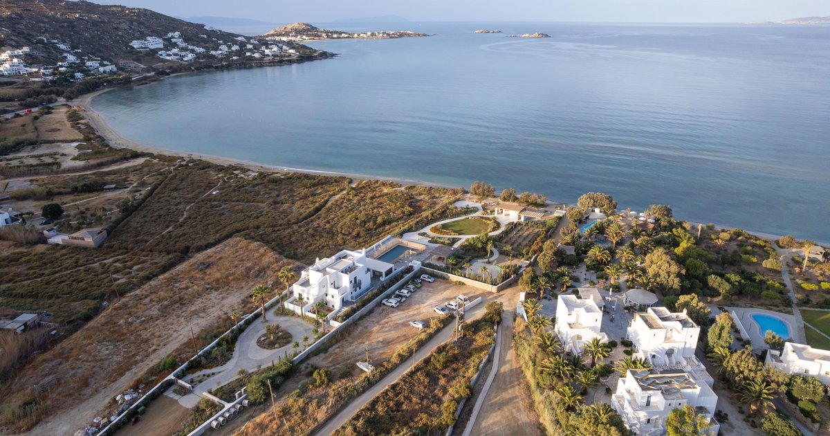 Plaka Beach