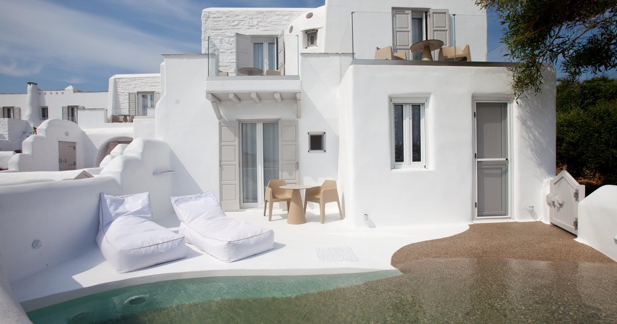GOLDEN SUN HOTEL