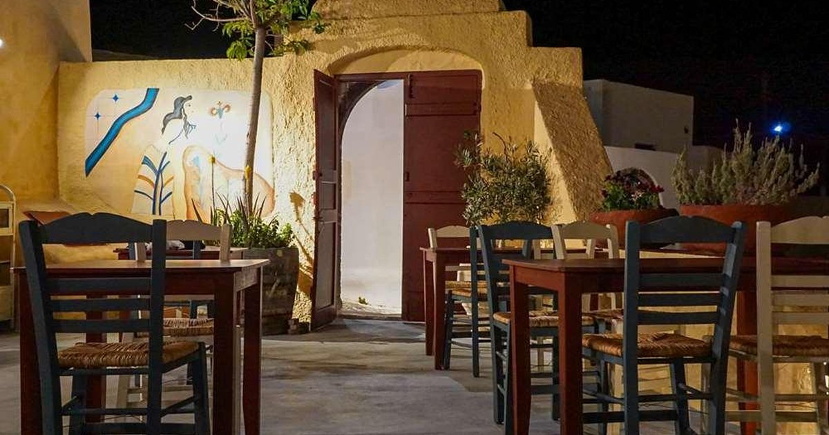Krinaki Restaurant: A True Santorini Experience