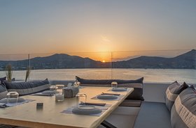 Orbis Paros: A Coastal Dining Experience to Remember