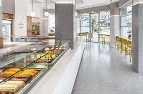 Solo Gelato: A Sweet Escape in Santorini