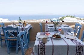 Roka Restaurant: A Hidden Gem in Oia with a Rich History