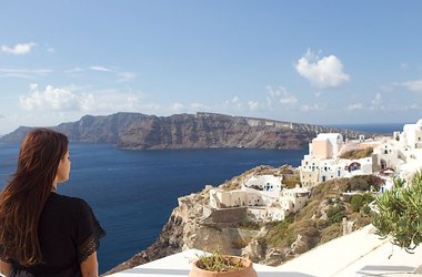 Skiza: A Delightful Dining Experience In Oia, Santorini