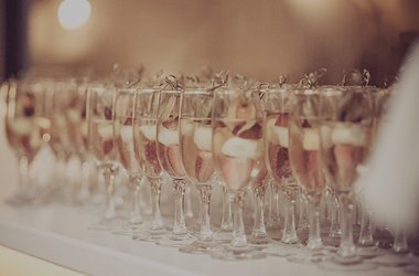 Tango Champagne & Cocktail Bar: The Ultimate Destination For Unforgettable Nights In Santorini