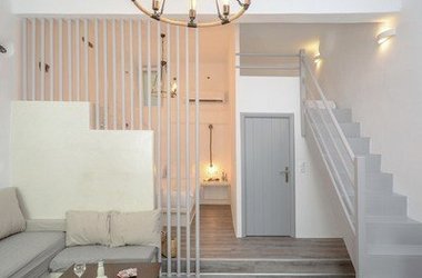 Venetian Suites Naxos: A Tranquil Retreat With Personalized Service