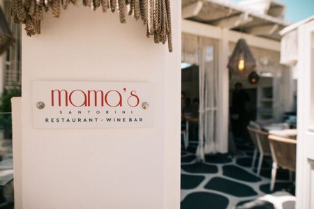 Discover the Charm of Mama's Restaurant in Santorini: A True Culinary Haven