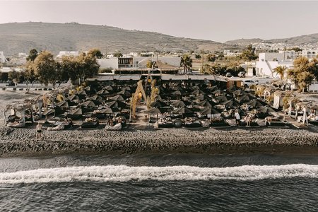 Seaside Restaurant: A Culinary Haven in Santorini