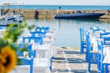 Tsachpinis Taverna: A Nautical Culinary Experience in Naousa