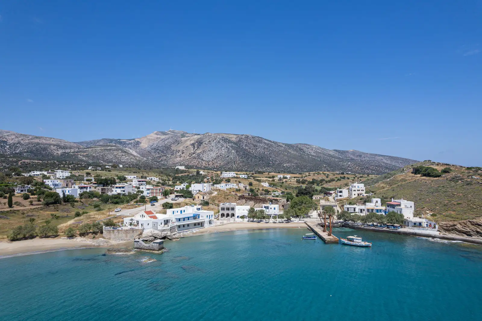 Moutsouna Beach