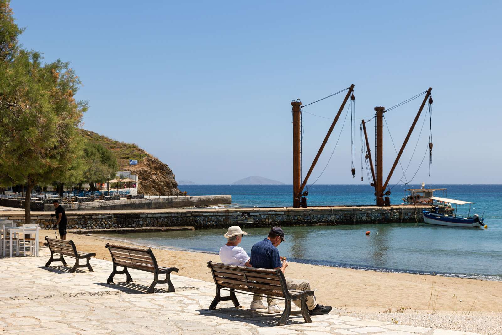 Moutsouna Beach